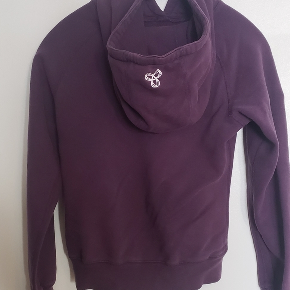 Purple TNA hoodie - Picture 2 of 3